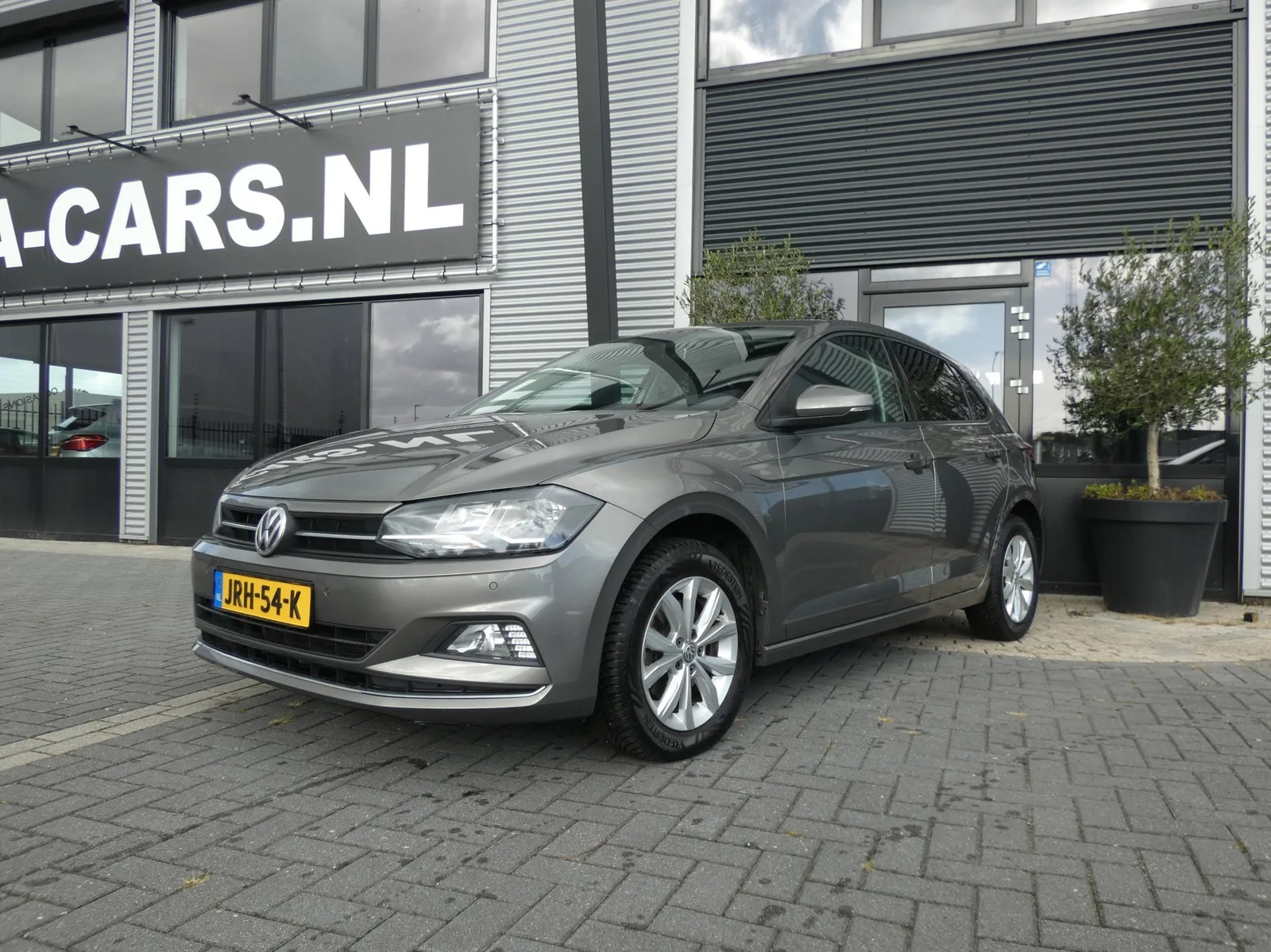 Volkswagen Polo (2020) — foto 1