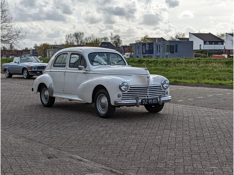 Peugeot 203 (1957) — foto 1
