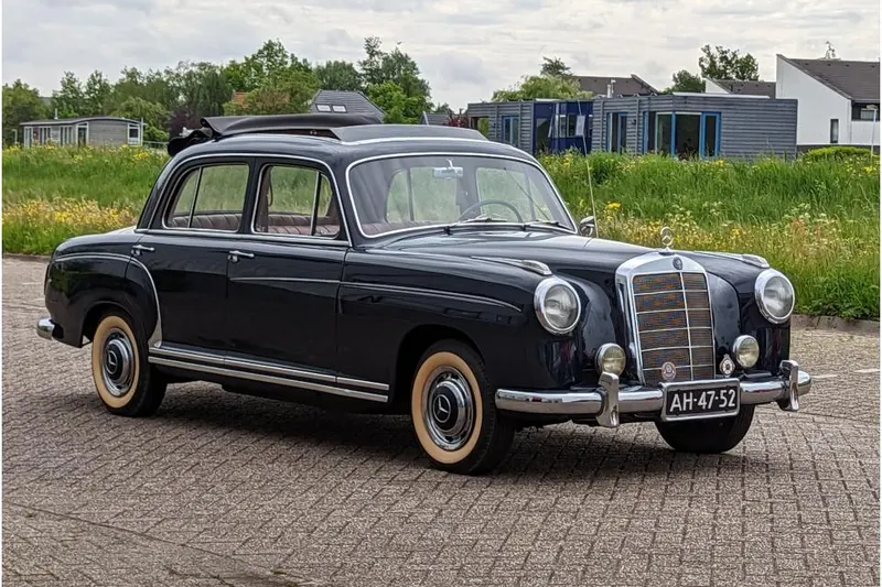 Mercedes-Benz 200-Serie (1957)