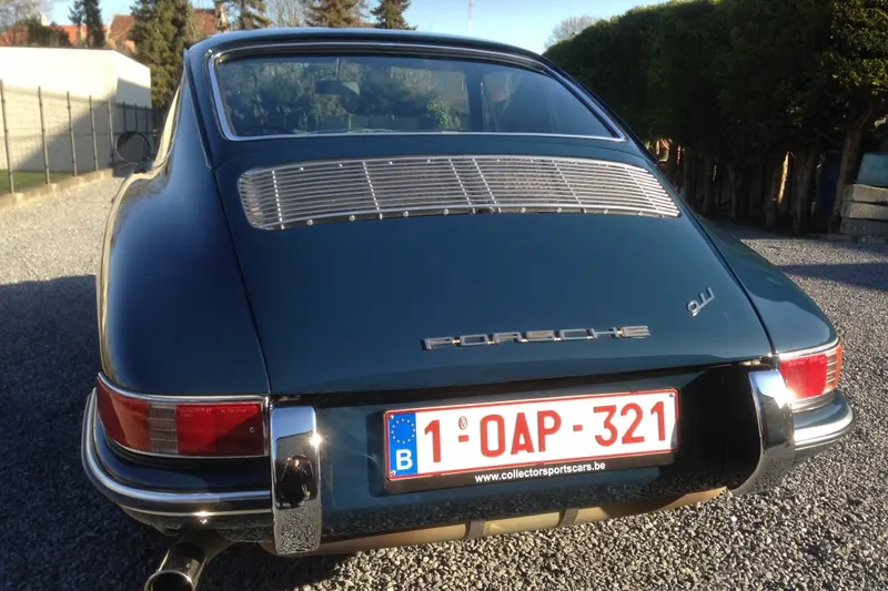 Porsche 911 (1965)