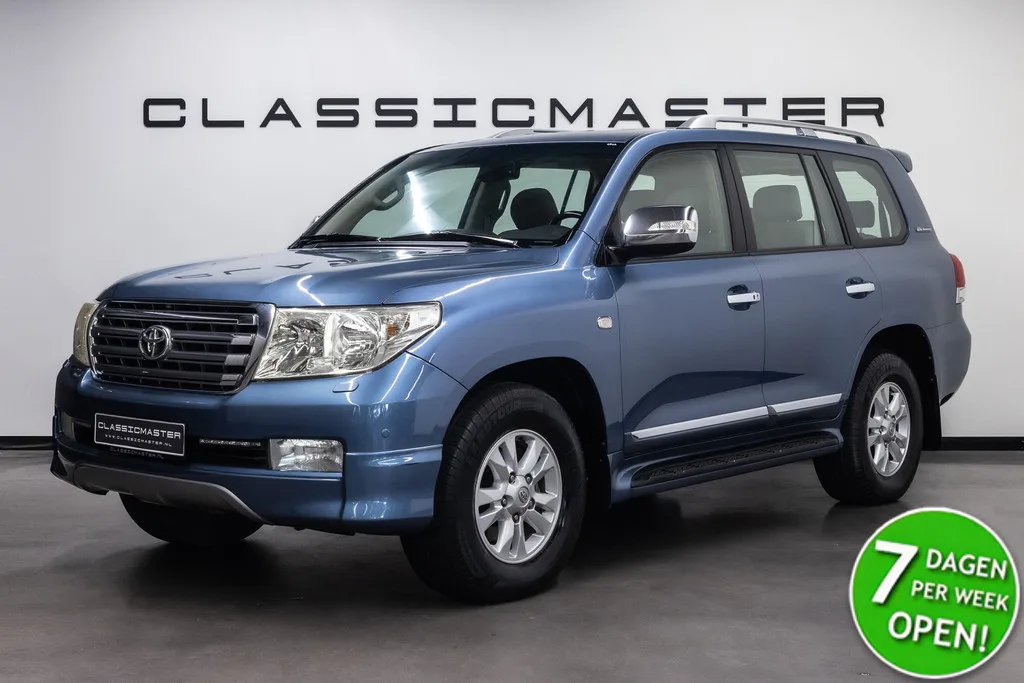 Toyota Land Cruiser (2011) — foto 1