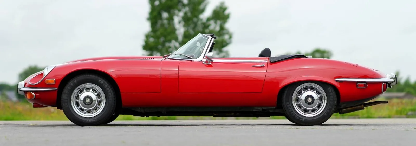 Jaguar E-Type (1973) — foto 1