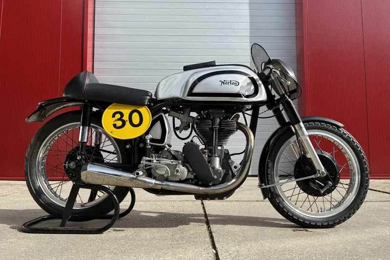 Norton Manx 500 (1952)