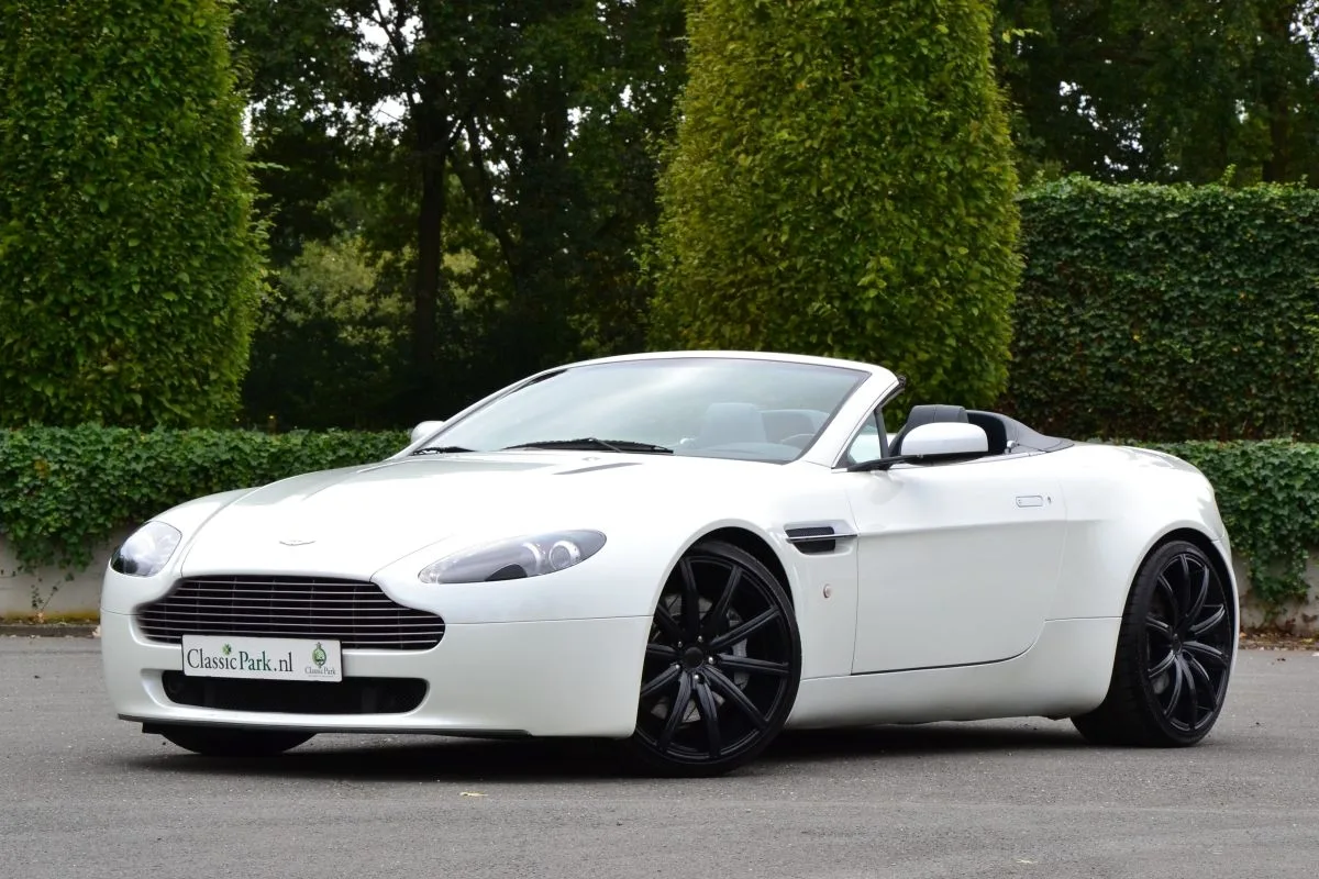 Aston Martin V8 Vantage (2007) — foto 1