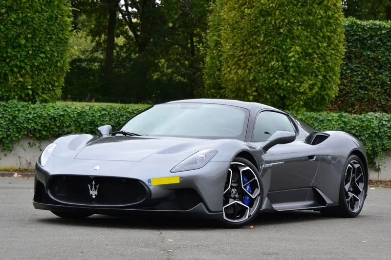 Maserati MC20 (2023)