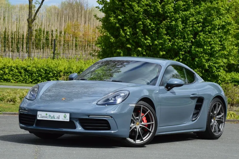 Porsche 718 Cayman (2018)