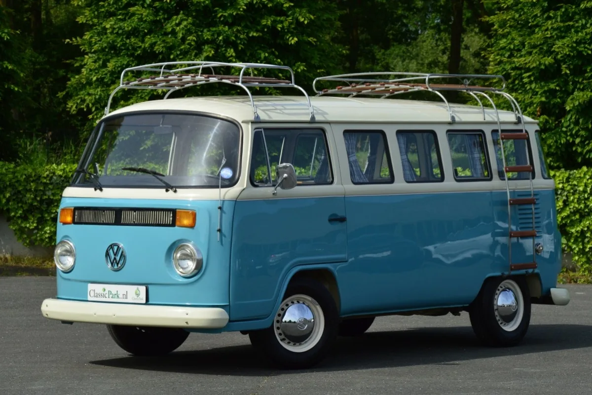 Volkswagen Transporter (1976) — foto 1