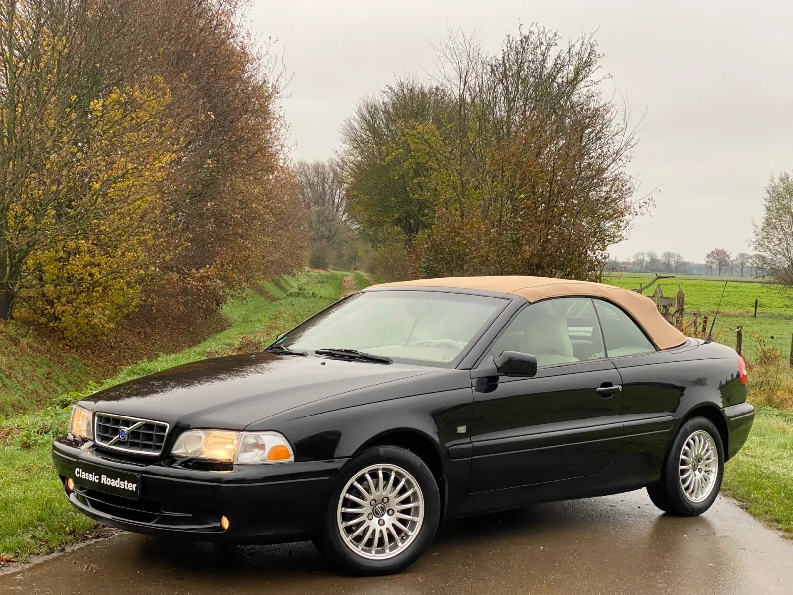 Volvo C70 (2003) — foto 1