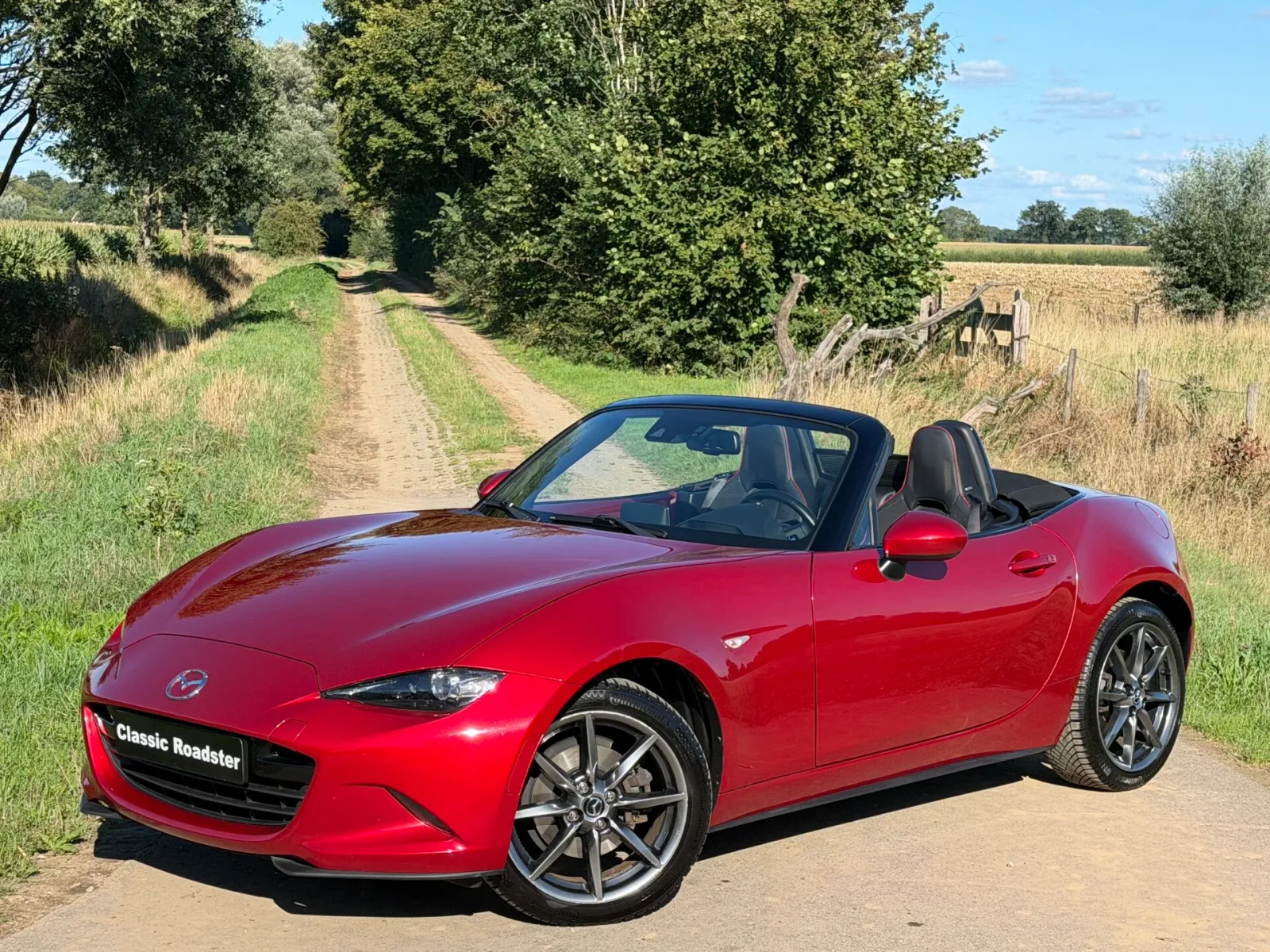 Mazda MX-5 (2016) — foto 1