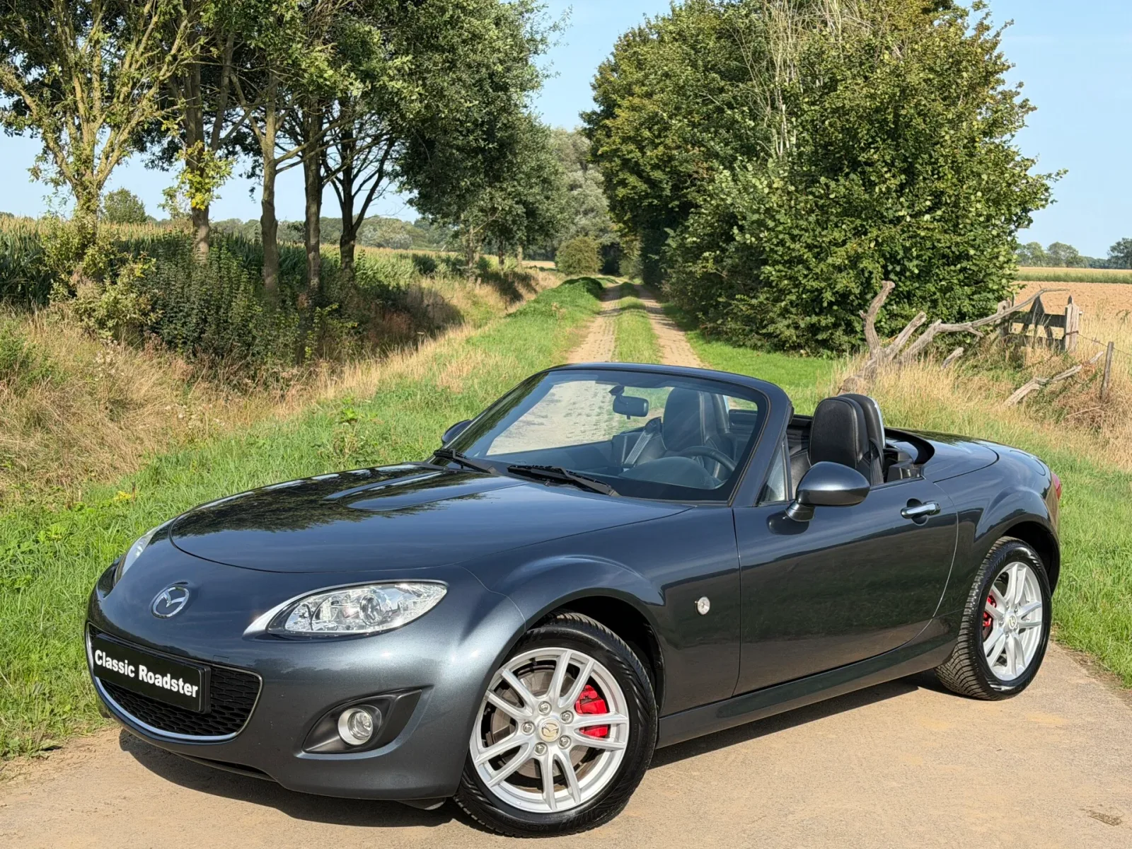 Mazda MX-5 (2010) — foto 1