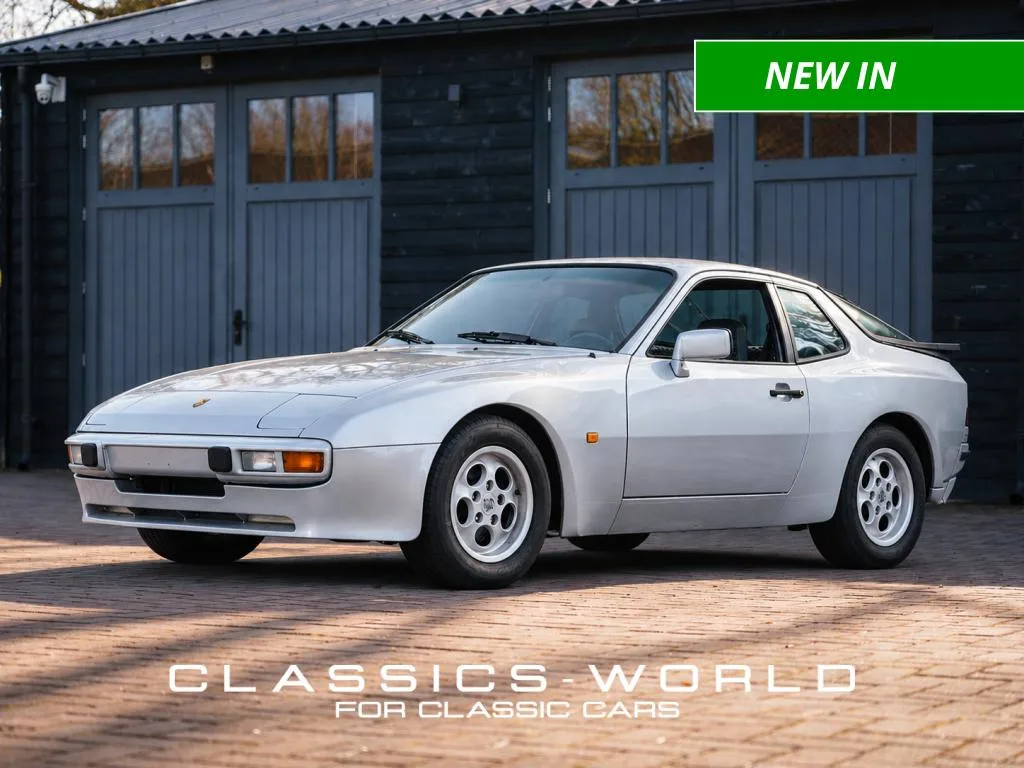Porsche 944 (1980) — foto 1