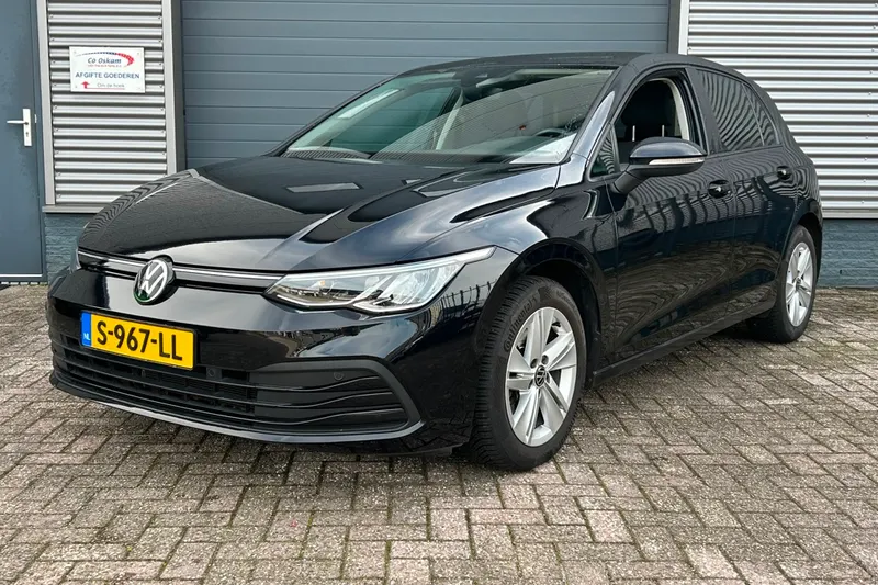 Volkswagen Golf (2022)