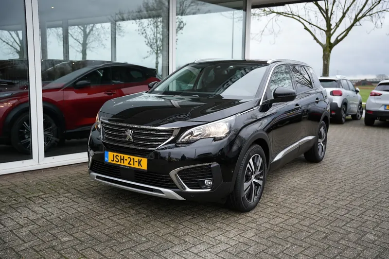 Peugeot 5008 (2019)