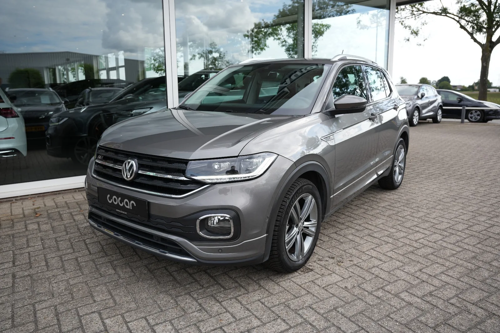 Volkswagen T-Cross (2020) — foto 1