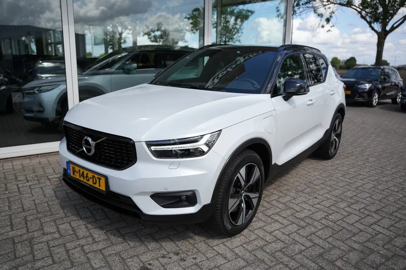 Volvo XC40 (2021)