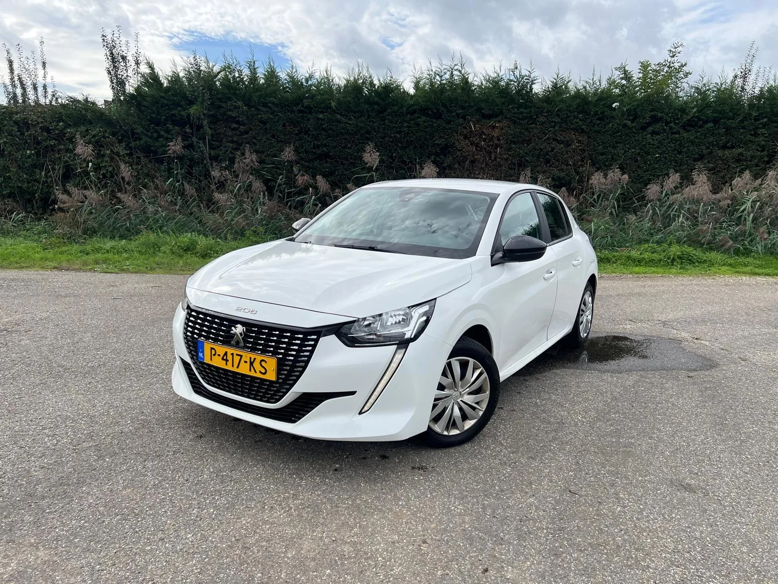 Peugeot 208 (2022) — foto 1