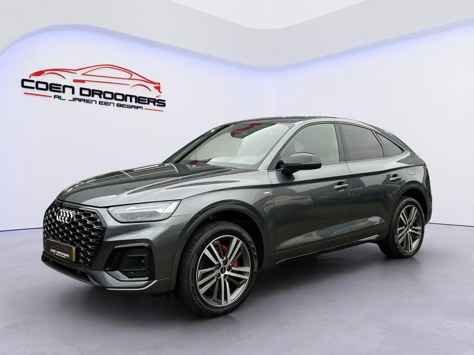 Audi Q5 Sportback (2022) — foto 1