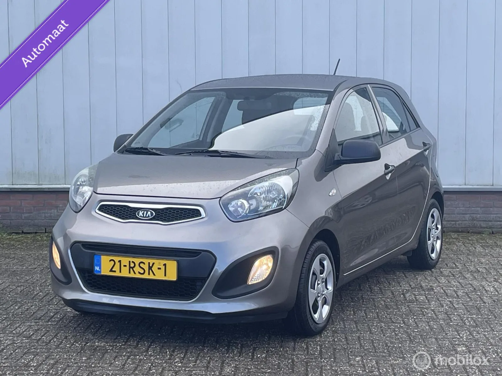 Kia Picanto (2011) — foto 1