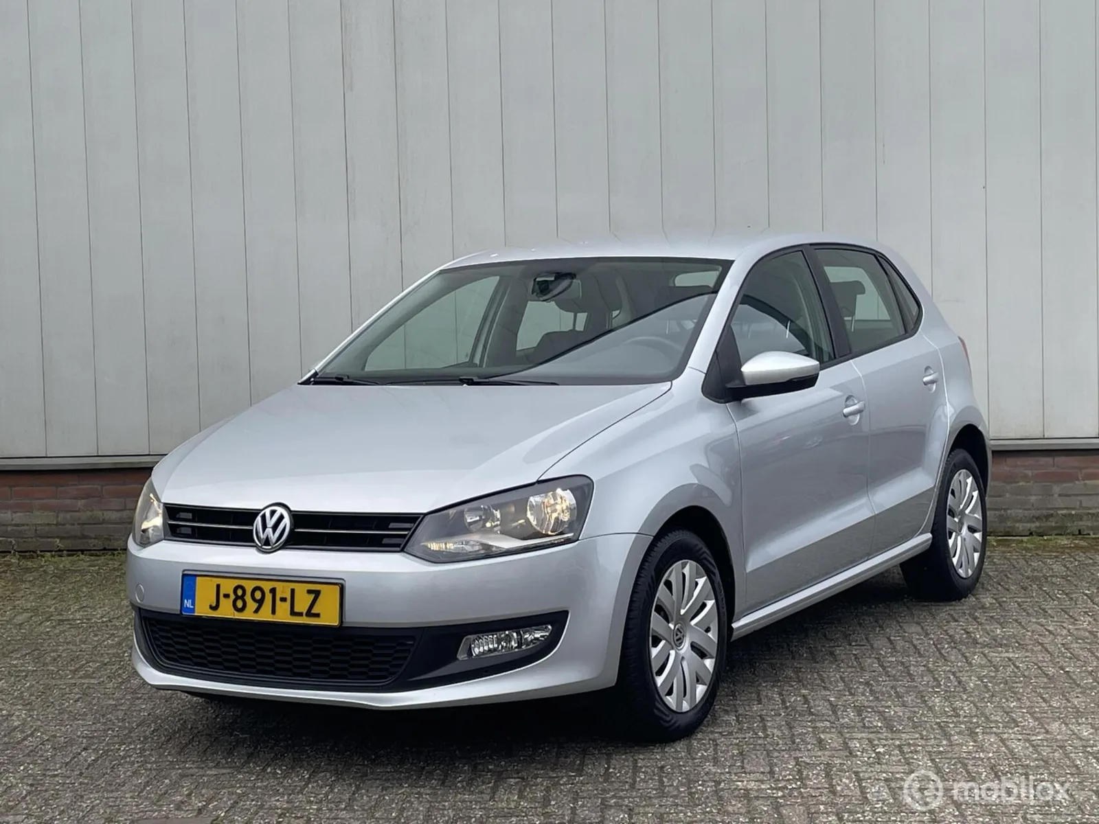 Volkswagen Polo (2012) — foto 1