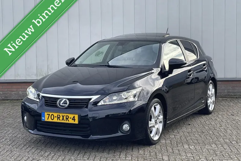 Lexus CT (2011)