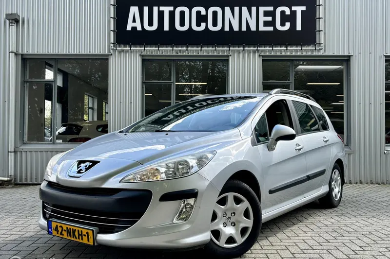 Peugeot 308 (2010)