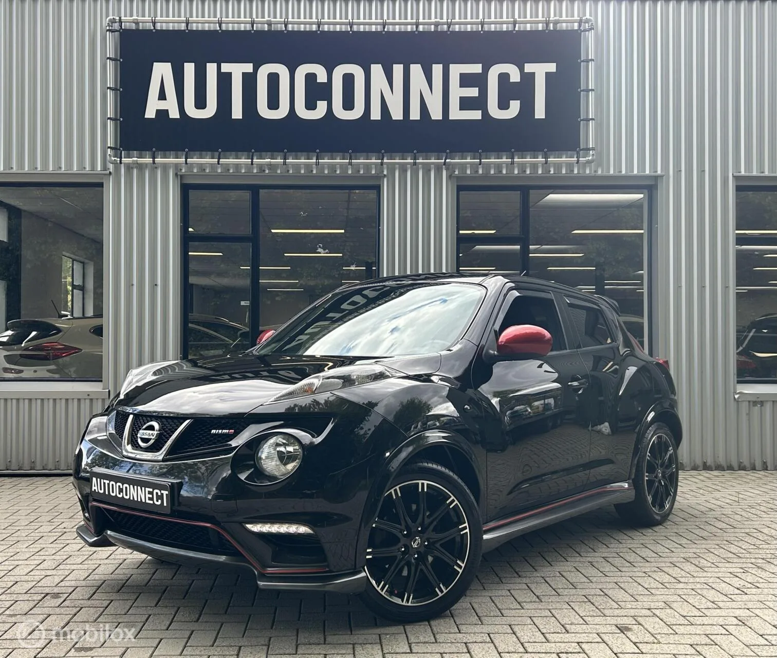 Nissan Juke (2015) — foto 1