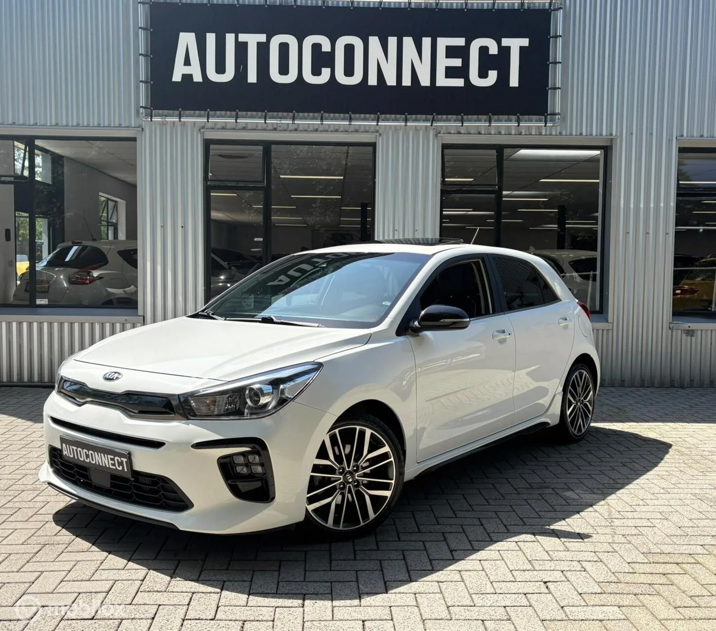 Kia Rio (2018) — foto 1