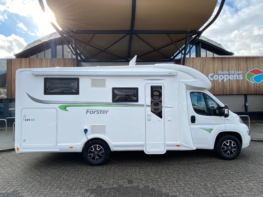 Forster T699 (2019) — foto 1