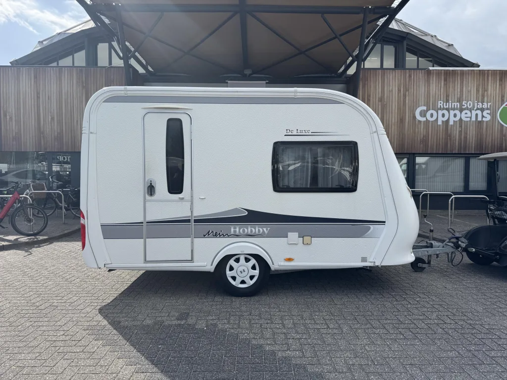 Hobby De Luxe (2011) — foto 1