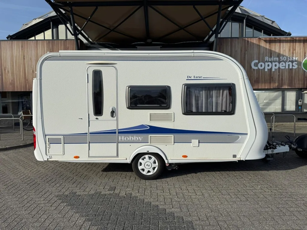 Hobby De Luxe (2009) — foto 1