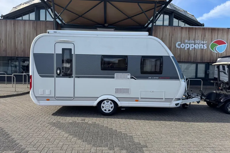 Hobby De Luxe (2019)