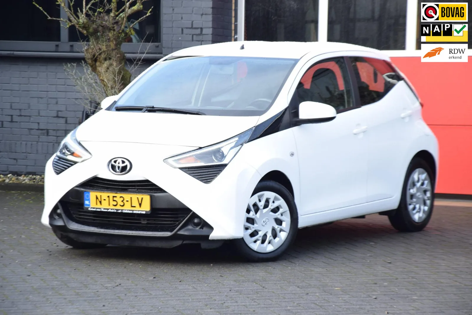 Toyota Aygo (2022) — foto 1