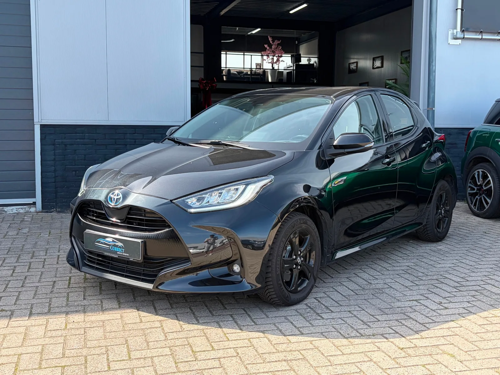 Toyota Yaris (2020) — foto 1