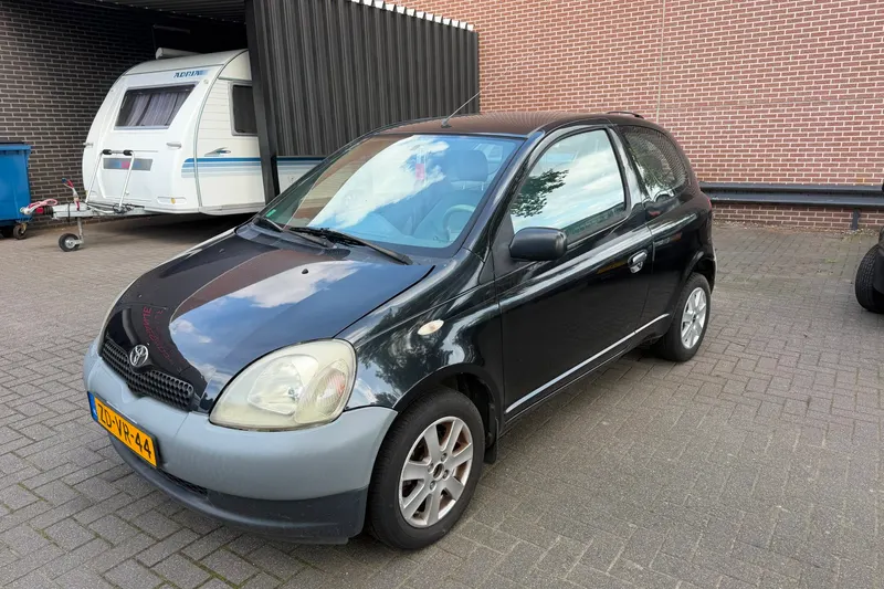 Toyota Yaris (1999)