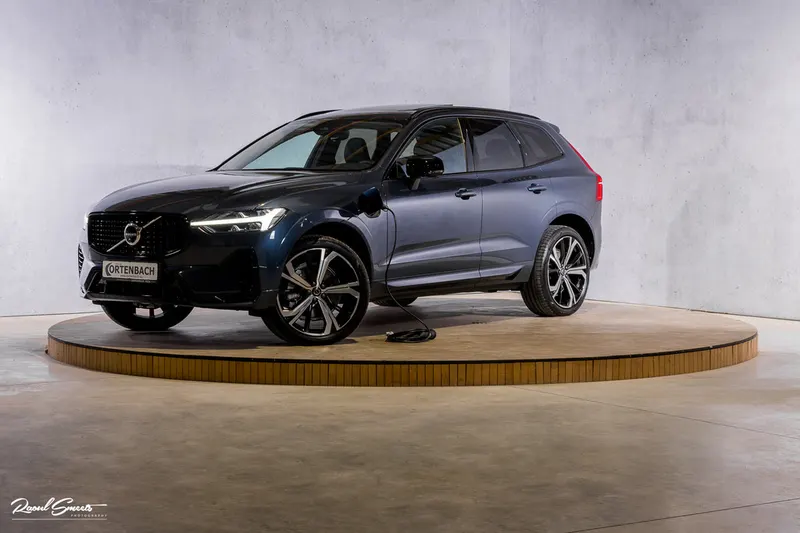 Volvo XC60 (2025)