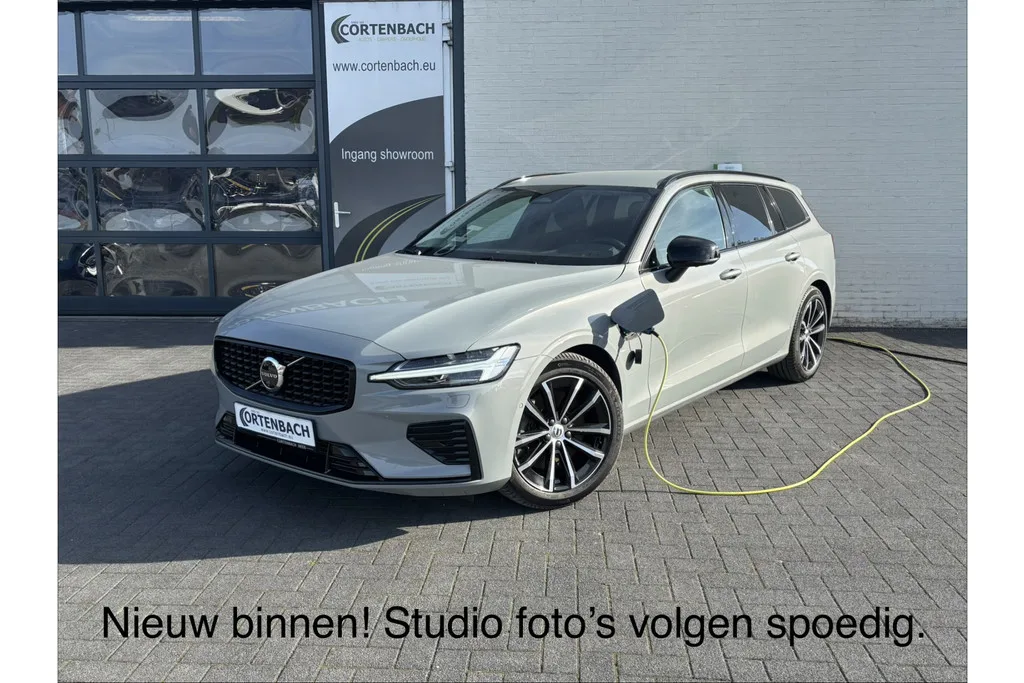 Volvo V60 (2024) — foto 1