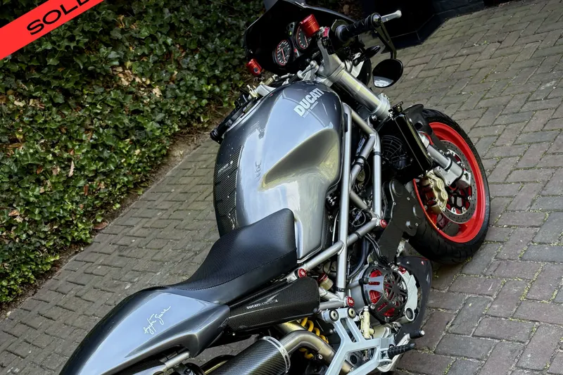 Ducati Monster (2001)