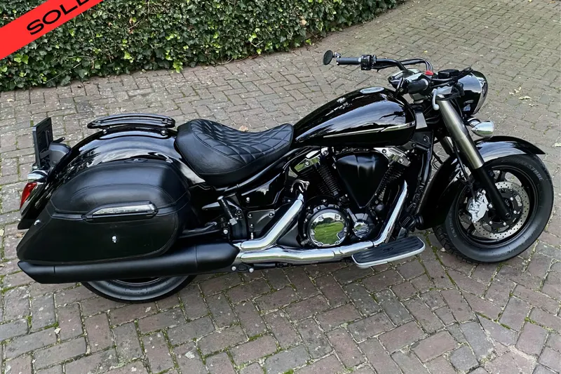 Yamaha XVS1300 Midnight Star custom (2007)