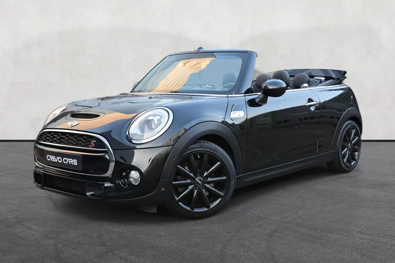 MINI Cabrio (2016)