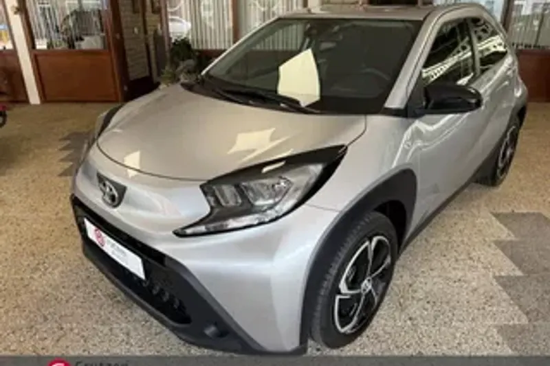 Toyota Aygo X (2023)