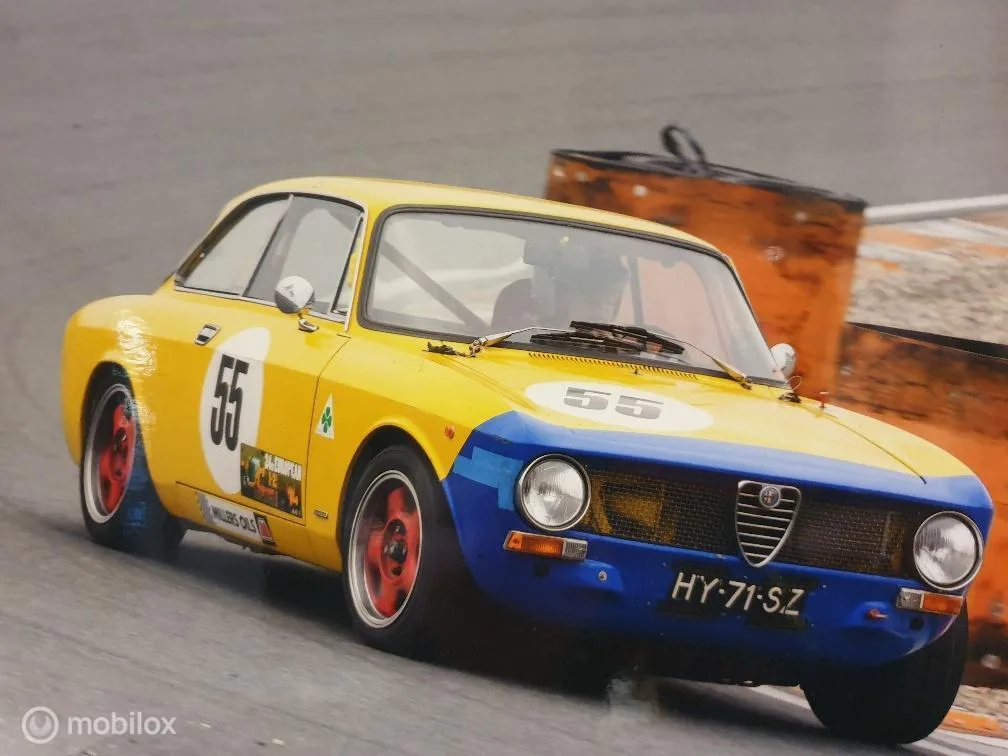 Alfa Romeo 1600 (1973) — foto 1