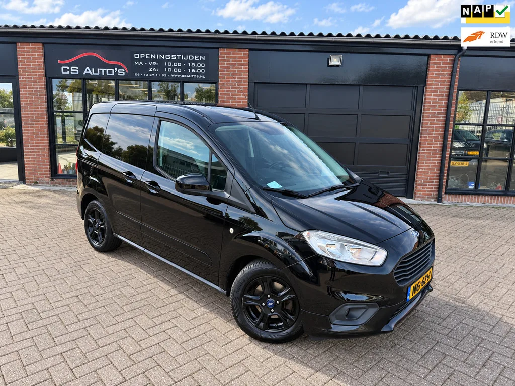 Ford Transit Courier (2021) — foto 1