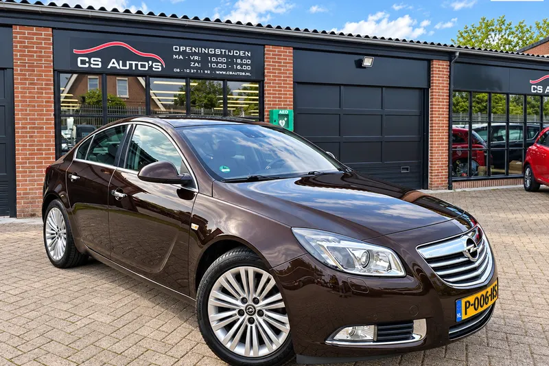 Opel Insignia (2012)