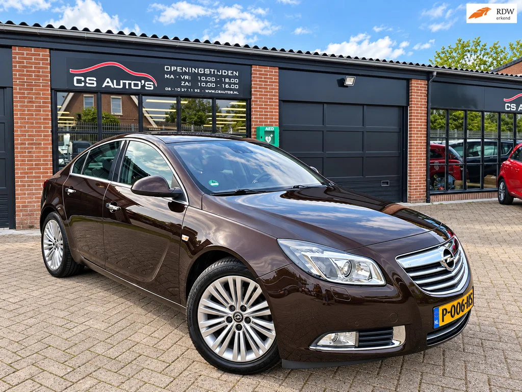 Opel Insignia (2012) — foto 1
