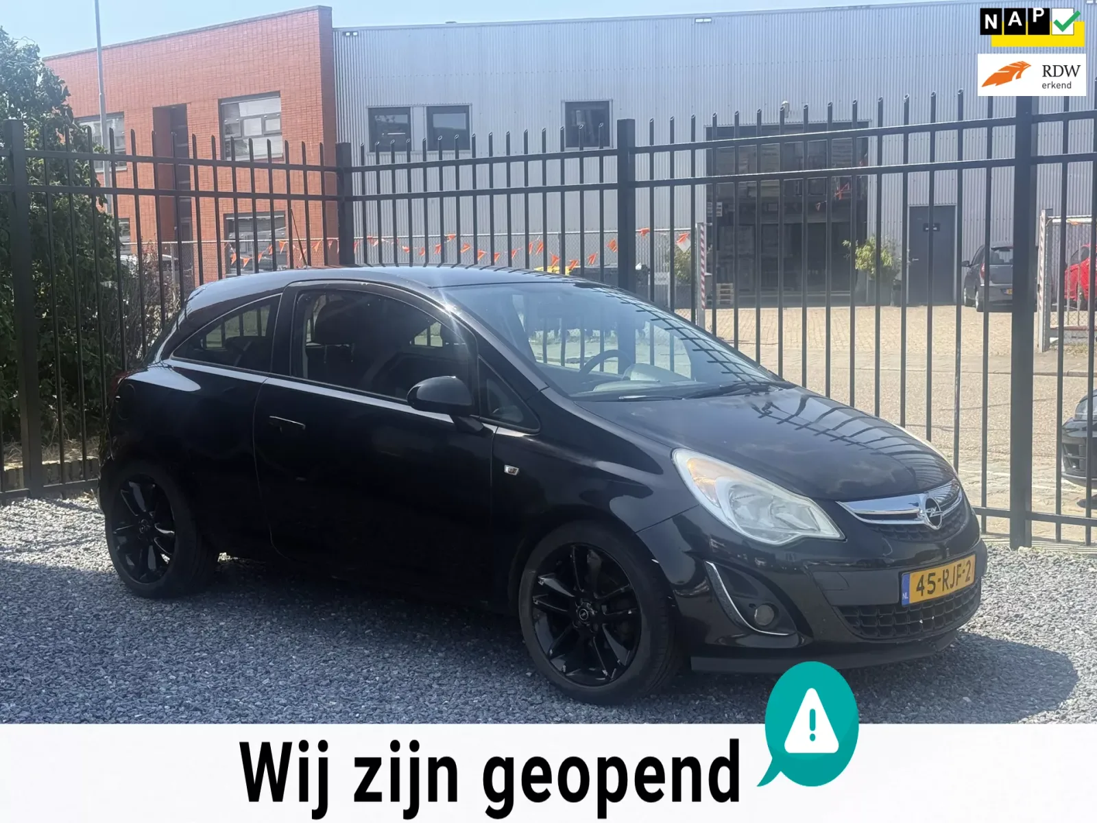 Opel Corsa (2011) — foto 1
