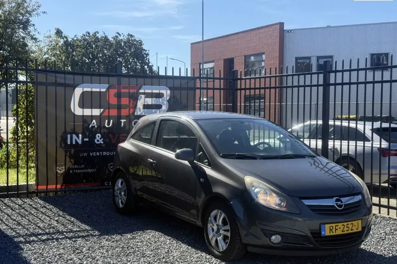 Opel Corsa (2011)