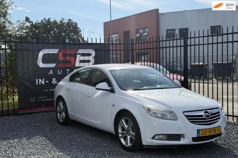 Opel Insignia (2010)