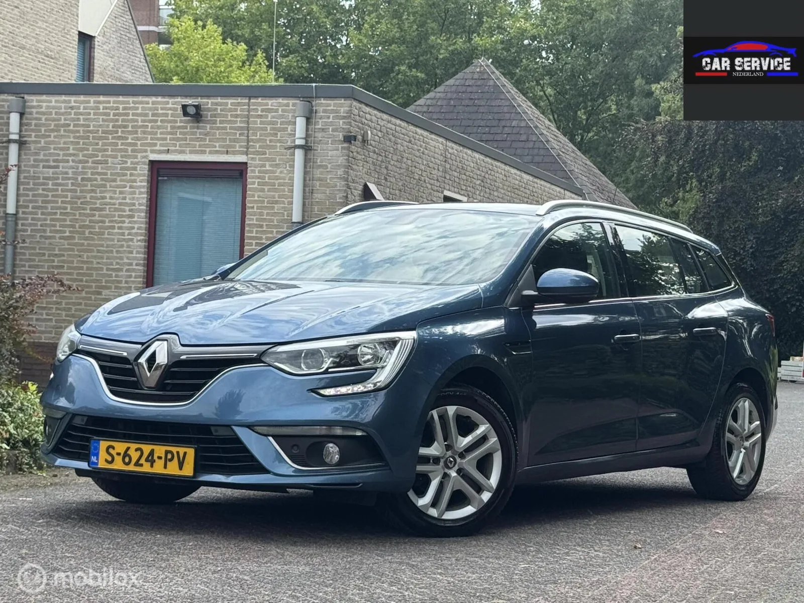 Renault Mégane (2018) — foto 1