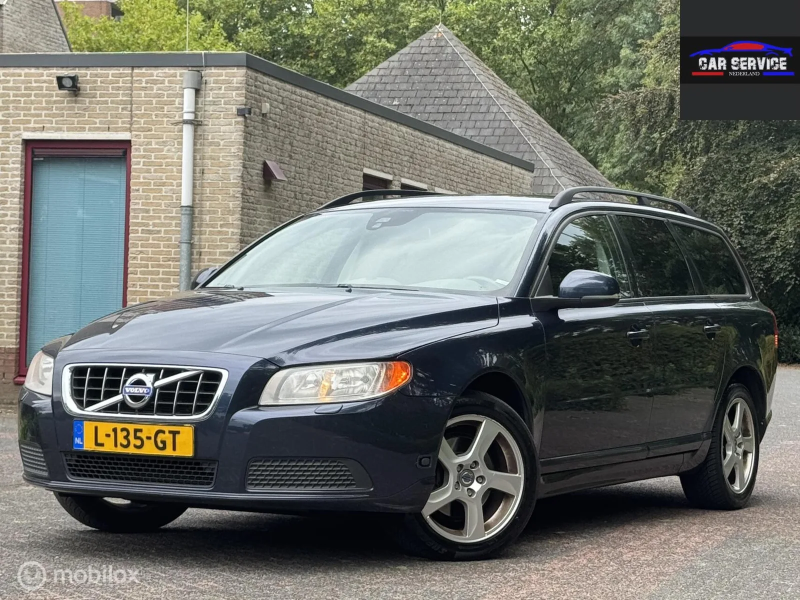 Volvo V70 (2011) — foto 1