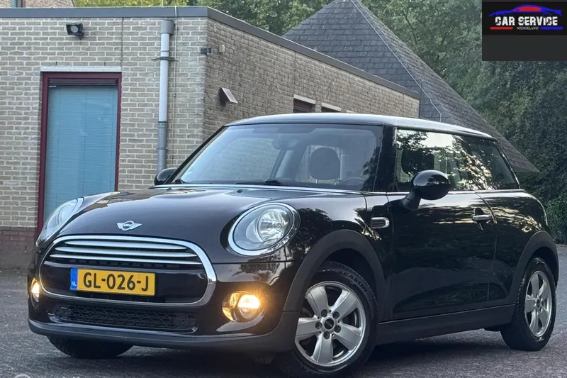 MINI Cooper (2015)